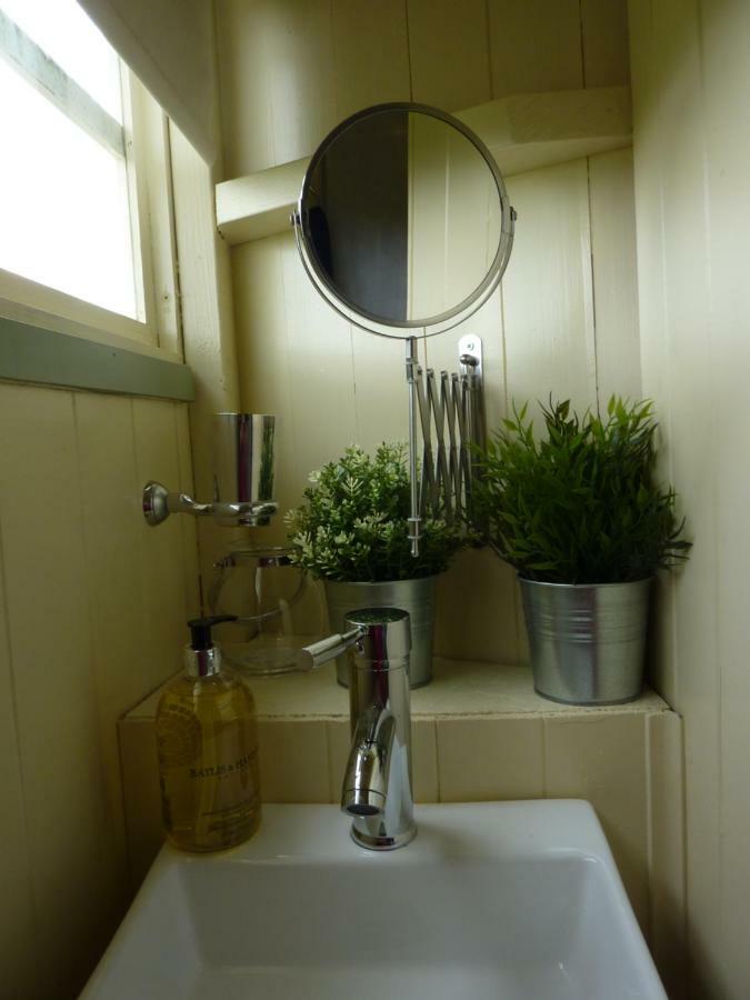 The Buteland Stop Rosie Off Grid Shepherds Hut 贝林翰 外观 照片
